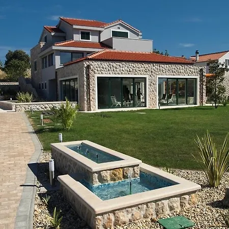 Holiday home In With Seaview, Terrace, Air Condition, Wifi Betina (Sibenik-Knin)