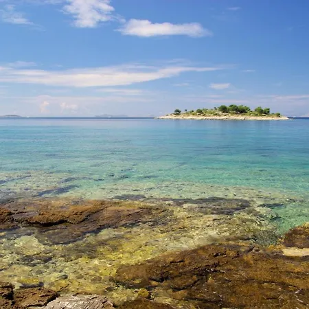 In With Seaview, Terrace, Air Condition, Wifi