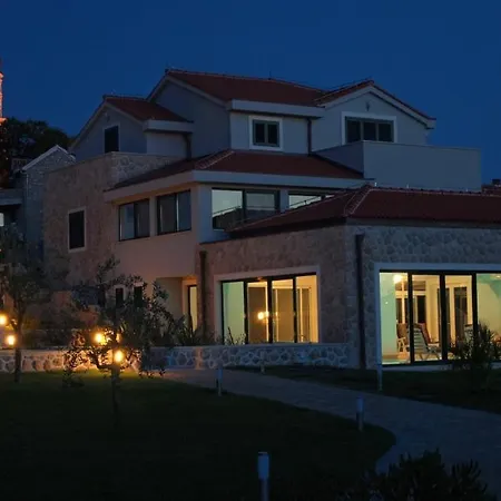 In With Seaview, Terrace, Air Condition, Wifi