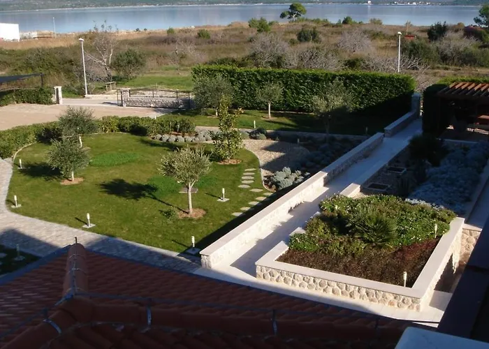 Vakantiehuis In With Seaview, Terrace, Air Condition, Wifi