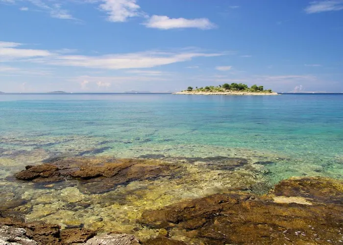 In With Seaview, Terrace, Air Condition, Wifi