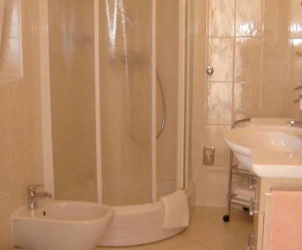 Prázdninový dům In With Seaview, Terrace, Air Condition, Wifi Betina (Sibenik-Knin)