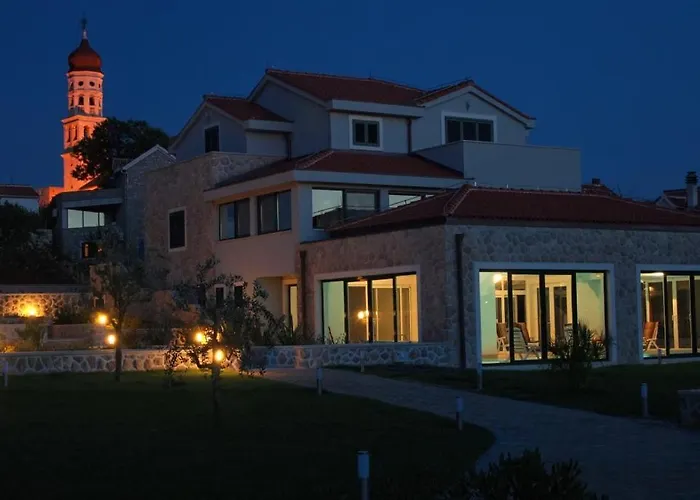 In With Seaview, Terrace, Air Condition, Wifi