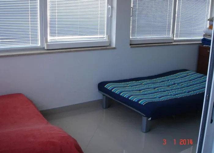 In With Seaview, Terrace, Air Condition, Wifi Betina (Sibenik-Knin)